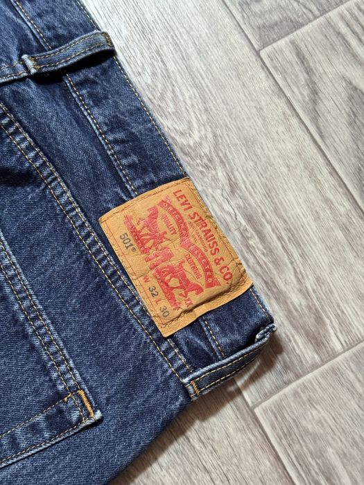 Levis 501 32/30 Dark Blue denim