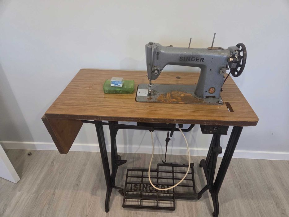 Singer sewing machine