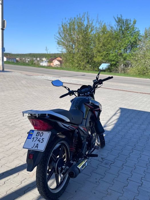 На документах переоформленя на місці ціна договірна