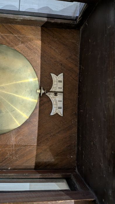 Stary zegar ścienny