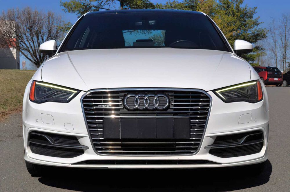 Audi A3  e-tron Premium Plus      2016