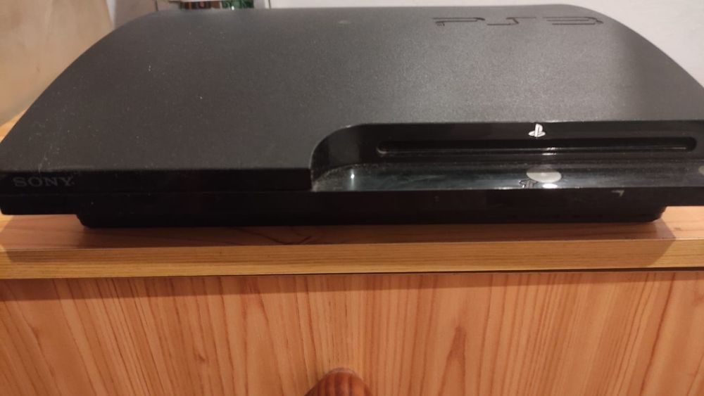 Pylaystation 3 pouco uso