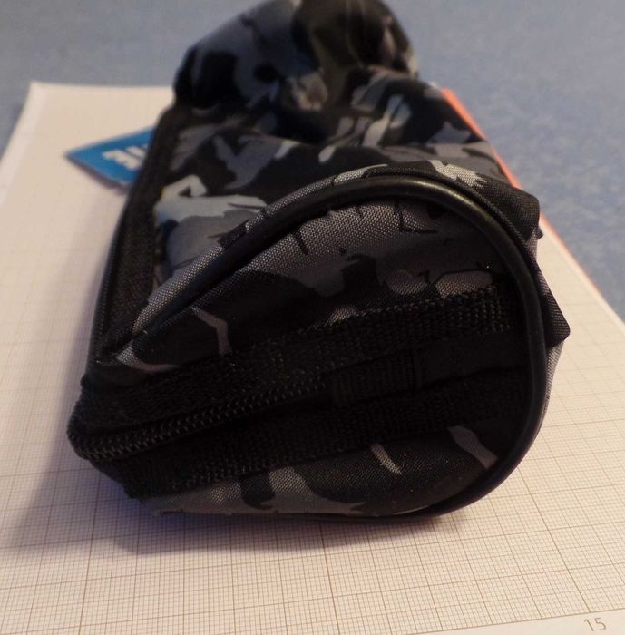 Estojo escolar Fortnite Novo/com etiqueta (Z55)