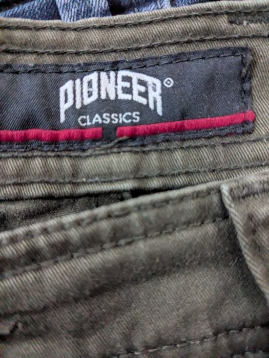 Pioneer Classics - jeansy męskie khaki, r. W35 L34 (XL)
