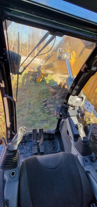 Koparka gąsienicowa LIEBHERR R936 LCV