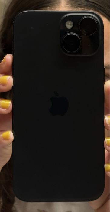 iphone 15 com garantia e muito bom estado
