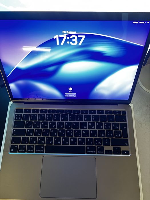 macbook air m1 8/256