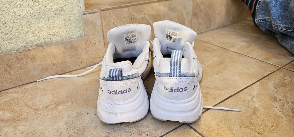 ADIDAS buty damskie rozmiar 40⅔ wkładka 25,5cm