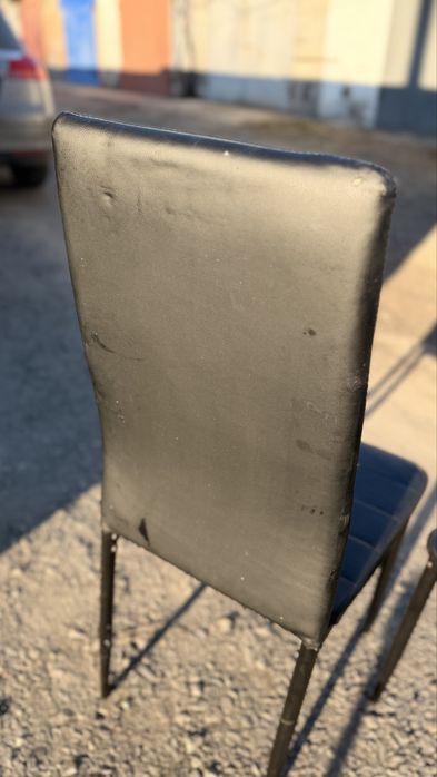 Черный кухонный стул