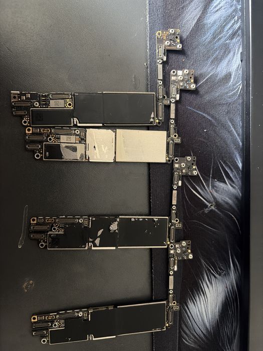 Платы на айфон 7 и 8