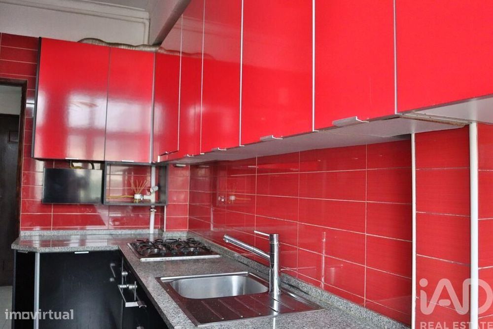 Apartamento T2 em Ramada e Caneças de 53,7 m2