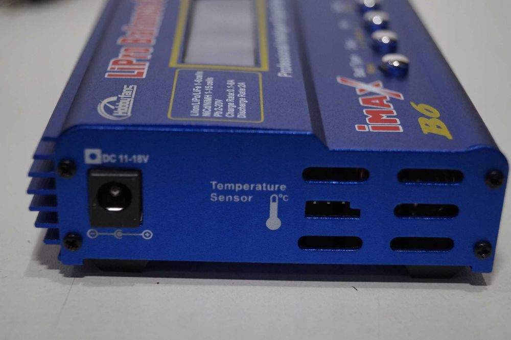 Ładowarka akumulatorów iMAX B6 6A 80W LiPo / Nicd / Nimh ekran LCD