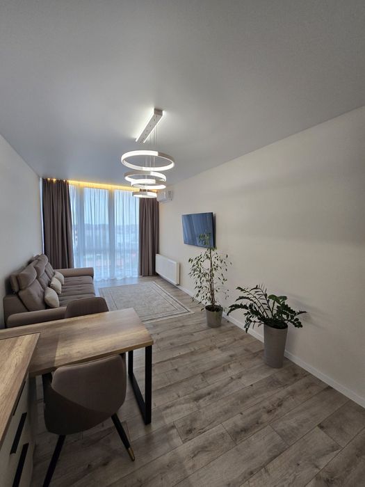 Квартира  кухня -студія Ужгород Від Власника Панорамний вид