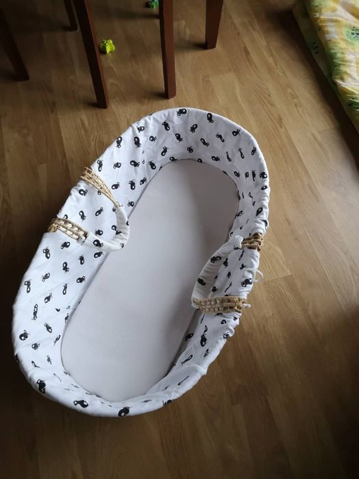 Kosz Mojżesza pleciony, warszawskie syrenki