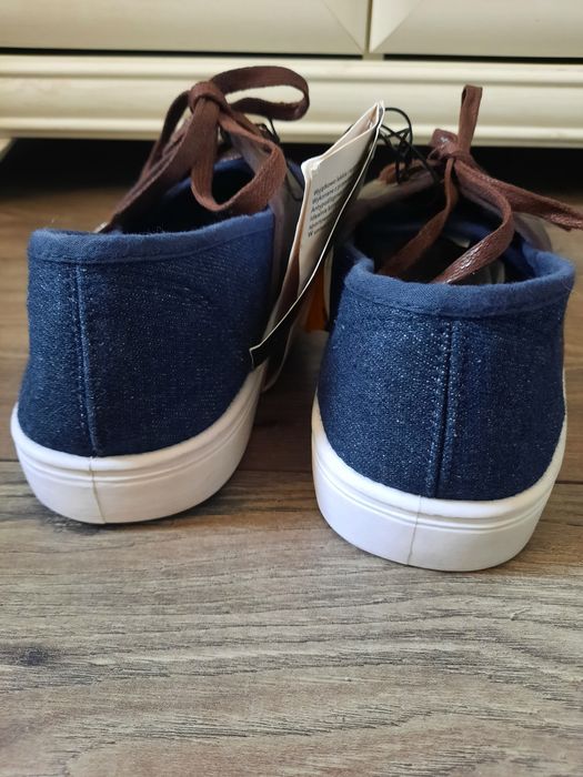 Nowe buty,trampki męskie rozmiaru 44
