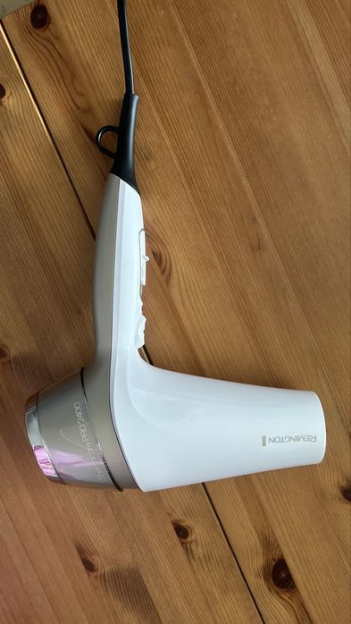 Suszarka do wlosow Remington Thermacare PRO 2400 D5720 jonizacja 2200W