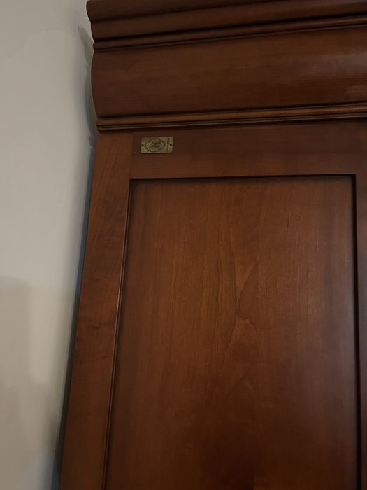Aparadores em cerejeira