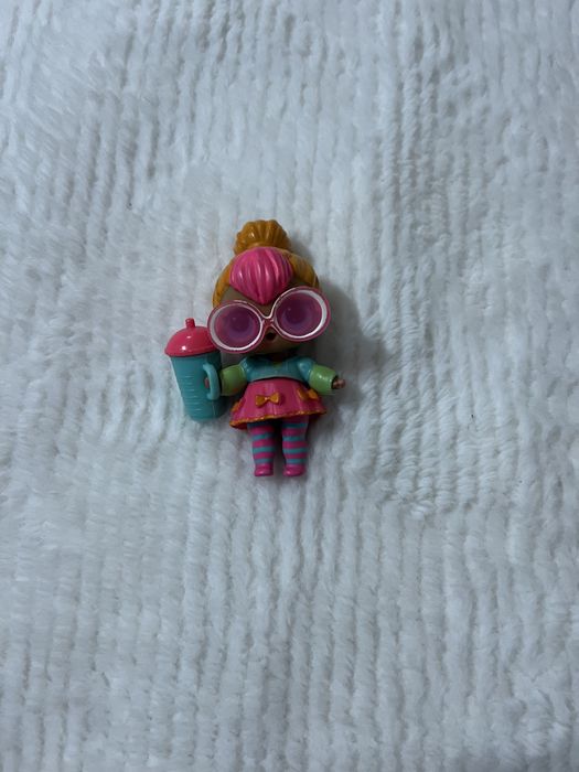 лялечка L.O.L стара колекція