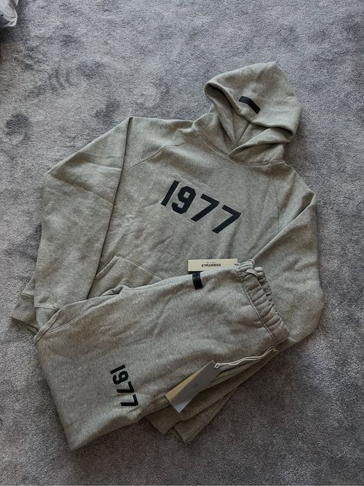 Худі Essentials 1977/ Кофта Есеншел/ Fear OF God Essentials 1977