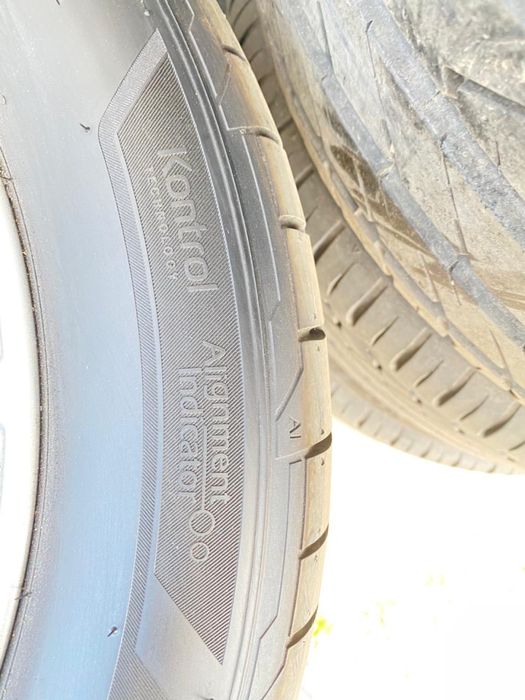 Резина 225/50 R17 Hankook Нова !