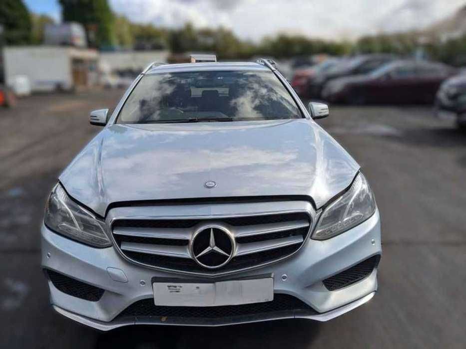 Mercedes E220 W212 (Para Peças)