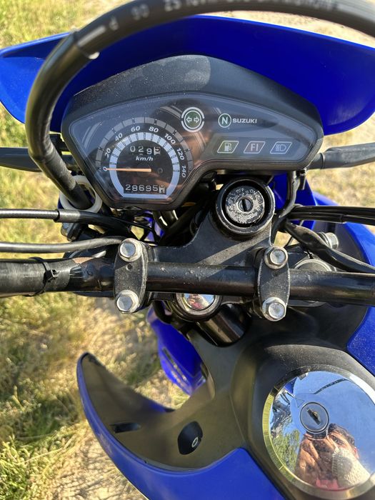 Suzuki Dr 125 SM