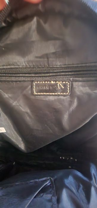 Mochila preta (senhora)