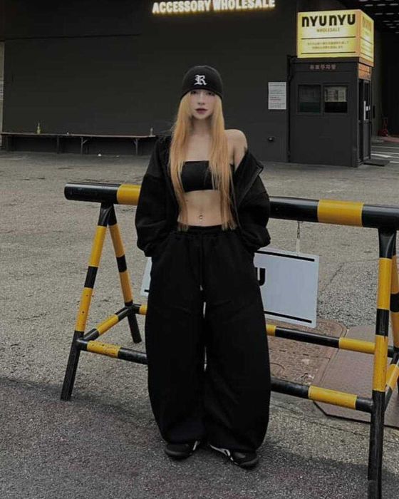 жіночий костюм на флісі женский костюм черный 42-46 теплий