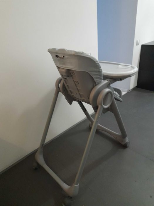 Стульчик для кормления Chicco Polly Magic Relax. Район конного рынка