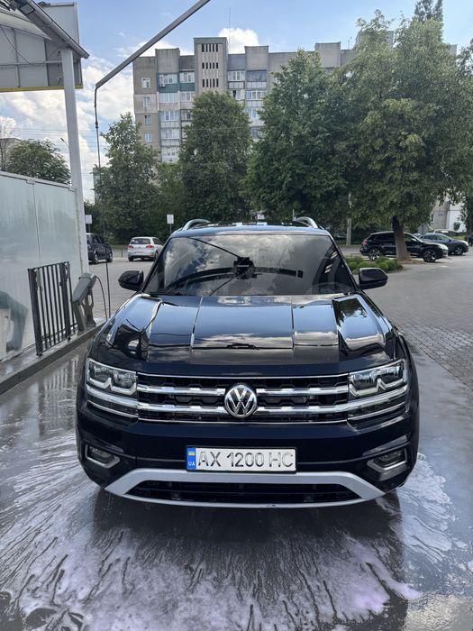 Volkswagen Atlas 3,6 Полный Привод обмен на недвижимость, авто