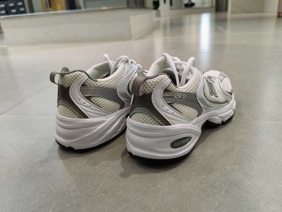 New Balance NB MR530 AD Srebrny r.40