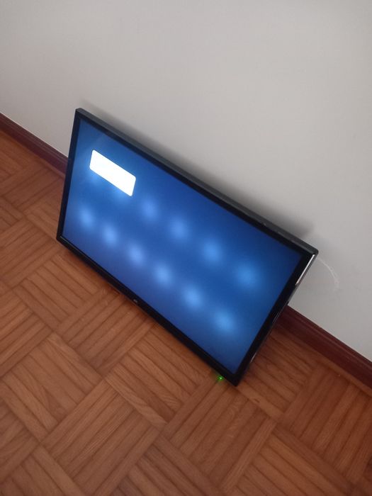 Tv 25 polegadas - 33x55 cm (ler anúncio até ao final)