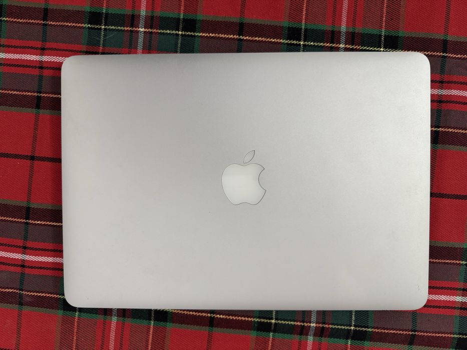 MacBook pro 13” 2015 i5/16ram/128ssd