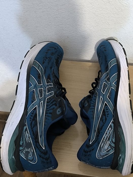Кросівки ASICS GEL CUMULUS 23 розмір 49-49,5