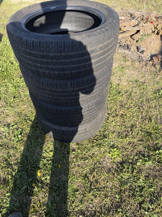 Продам комплект всесезонних шин Goodyear All Season 225 50 r18