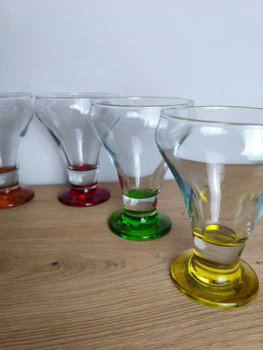 Pucharki na desery lody z kolorowym dnem zestaw 6szt