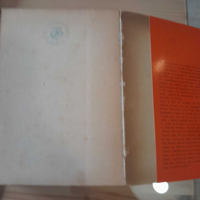 Eleições  de 1969 - selecção , prefácio e edição de Virgínia Moura