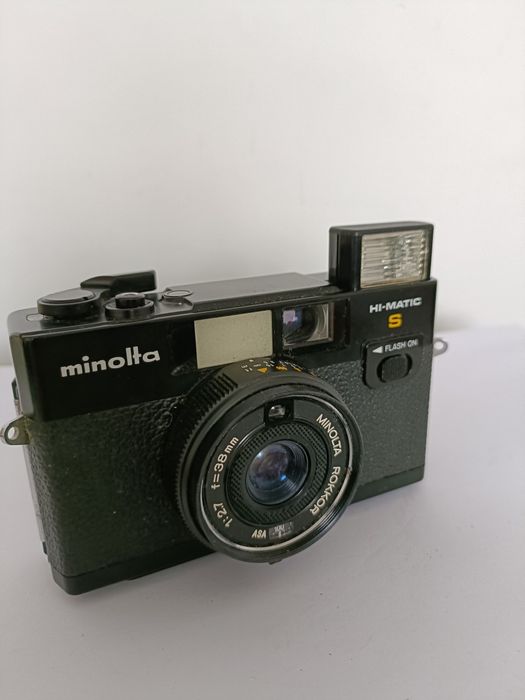 Aparat Minolta HI -MATIC S