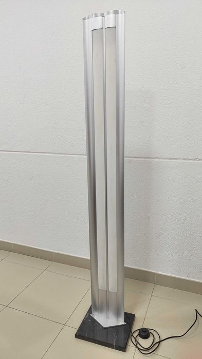 Candeeiro vertical c/ base mármore