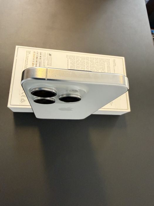 Iphone 15 pro 256 bateria bialy tytan bateria 100%