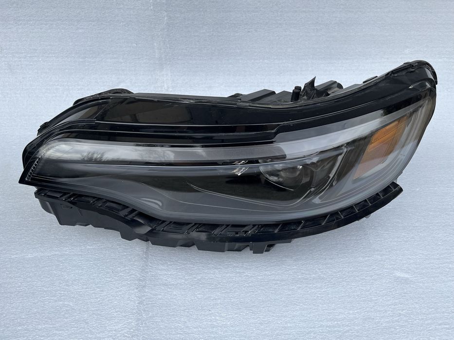 Фара ліва  Jeep Cherokee 2019 2020 2021 2022 америка