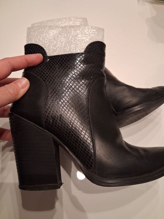 Botki skorzane KAZAR model FLORENCE,  r. 35.