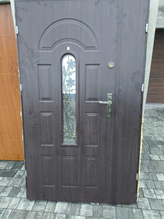 Drzwi zewnętrzne dwuskrzydłowe