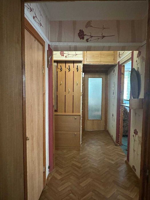 3 кімнмтна Даманский