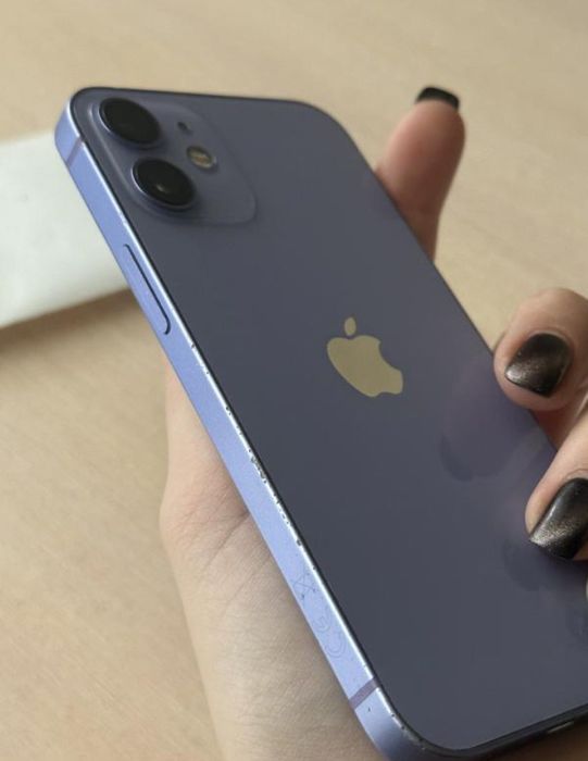 Продам iPhone 12 mini