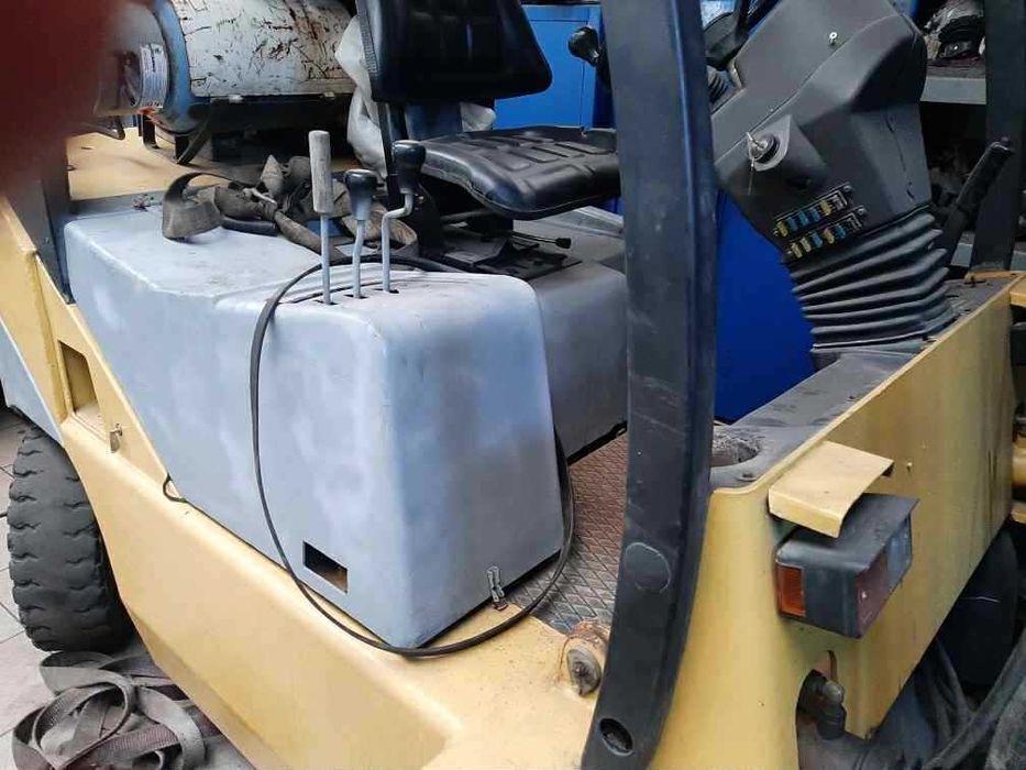 Wózek widłowy GPW 3011G