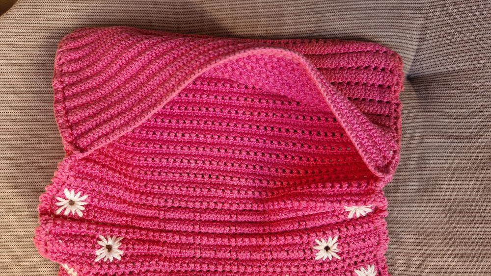 Bolsa de croché rosa