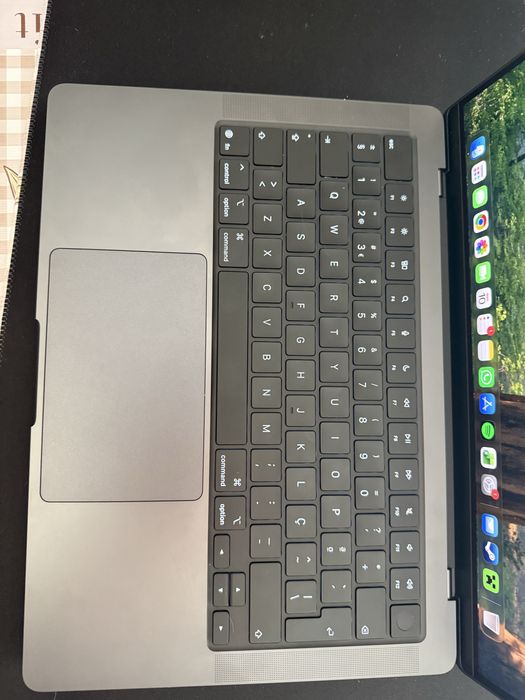 MacBook Pro m5 14 polegadas