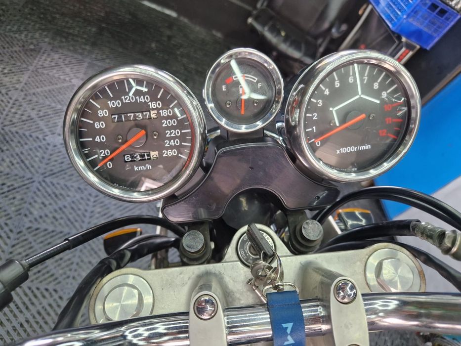 Suzuki gsx 750 Inazuma