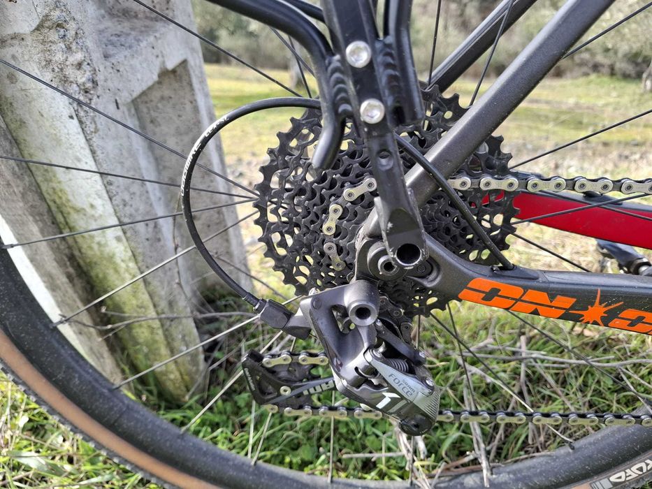 Bicicleta Gravel On One Space Chicken